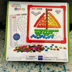 LAKESHORE LEARN & PLAY MOSAIC DESIGNER!